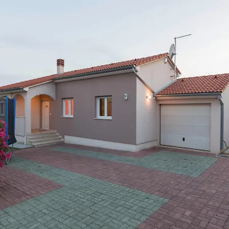 Awesome In With Wifi Holiday home *