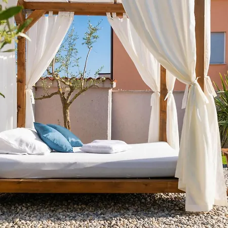 Holiday home Awesome In With Wifi Pula
