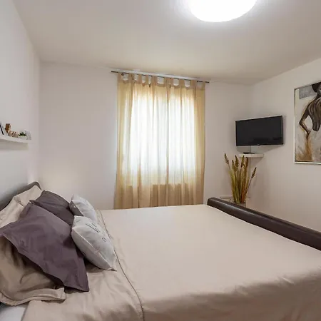 Awesome In With Wifi Holiday home *