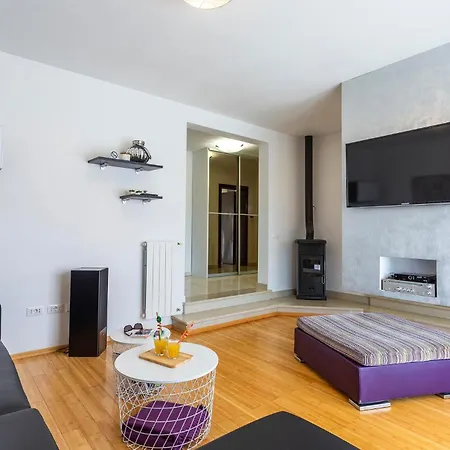 Awesome In With Wifi Holiday home